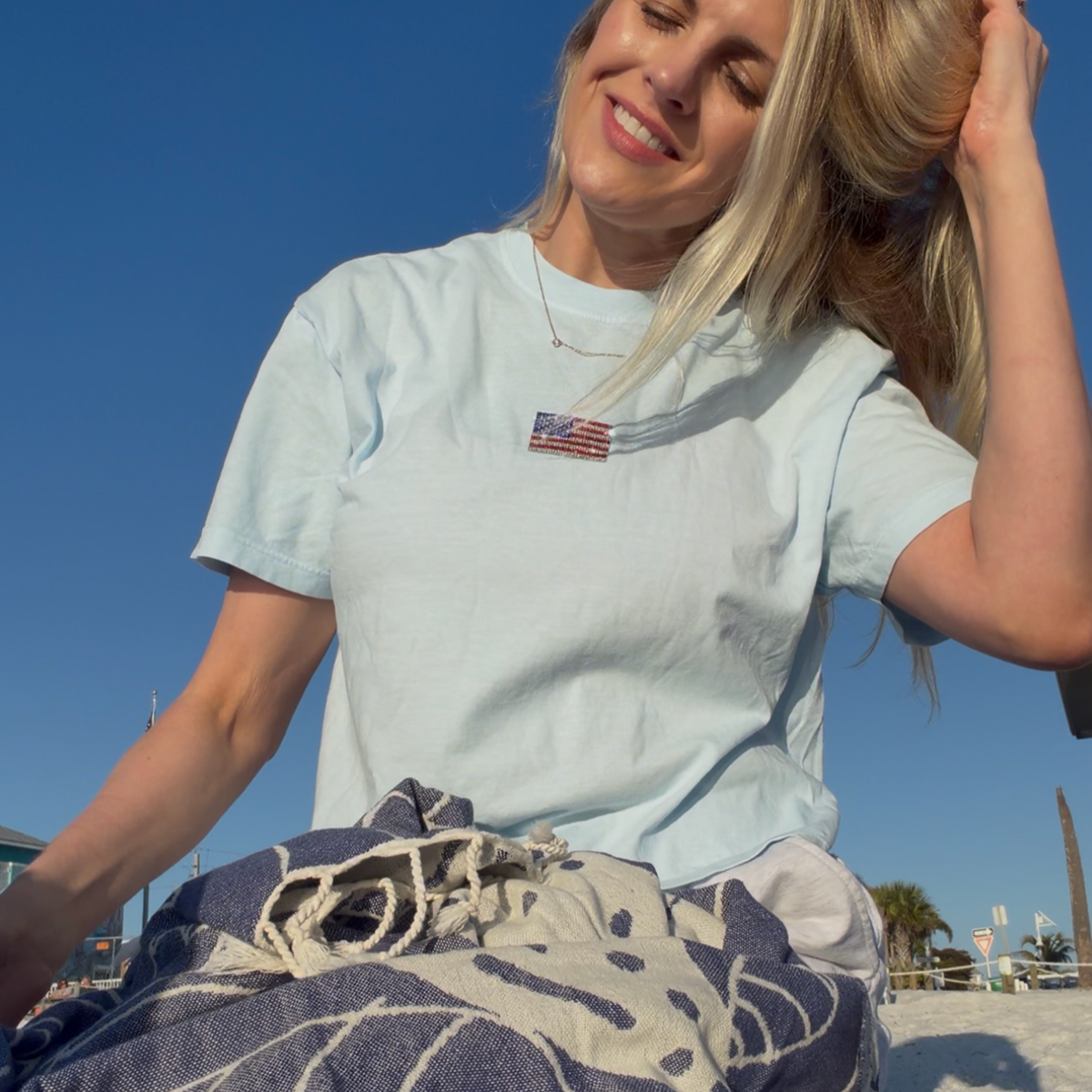 Glittering Flag Tee Light Blue